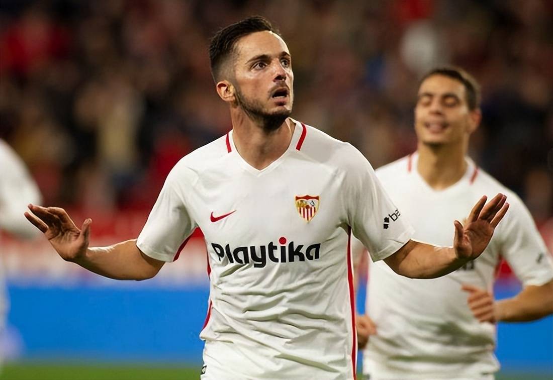 在线试玩-广州队豪取连胜备战欧冠风云突变法兰克福转会期防线松动，风云突变广州队集结日远射贴柱直接炸裂(七日世界远射补偿器)