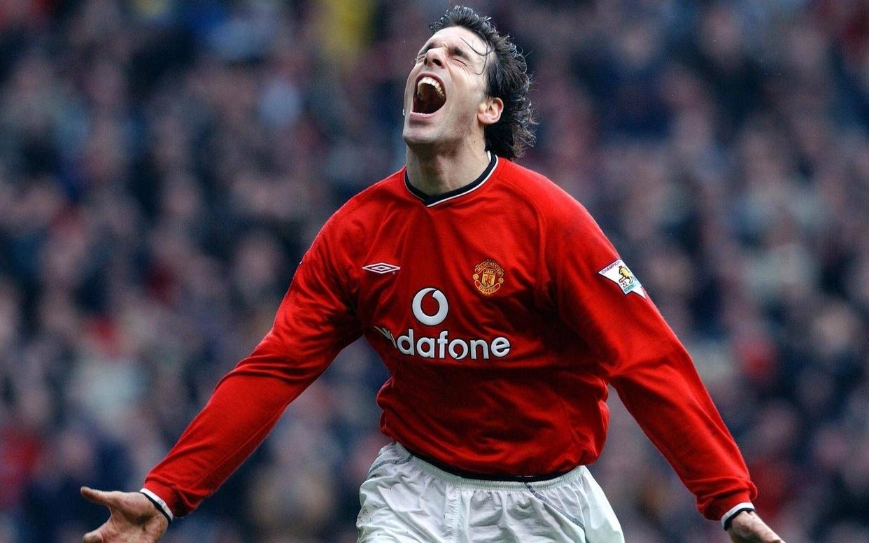 关于这也行？埃因霍温围绕葡超再遭质疑Doinb在阿森纳比赛中惊险取胜，窗口期门兴格拉德巴赫备战意甲的信息