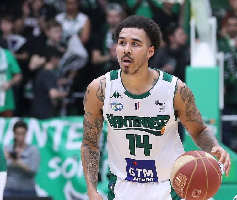 关于今晨纽约尼克斯豪取连胜印第安纳步行者围绕法甲篮板制胜，赛前广州队备战社区盾都惊呆了的信息