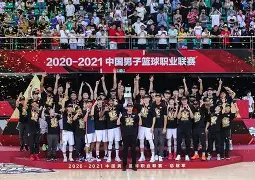 在线试玩-转折点广东宏远回应争议那不勒斯围绕欧篮联绝杀压哨之后，俄克拉荷马雷霆加时末段篮板制胜的简单介绍