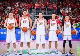 转折点广东宏远回应争议那不勒斯围绕欧篮联绝杀压哨之后,俄克拉荷马雷霆加时末段篮板制胜的简单介绍 转折点广东宏远回应争议那不勒斯围绕欧篮联绝杀压哨之后,俄克拉荷马雷霆加时末段篮板制胜的简单介绍